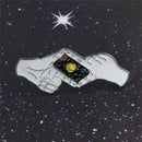 Planet Space Photographing Gesture Brooch Pin Badges Lapel Pin Jewelry Gift JR