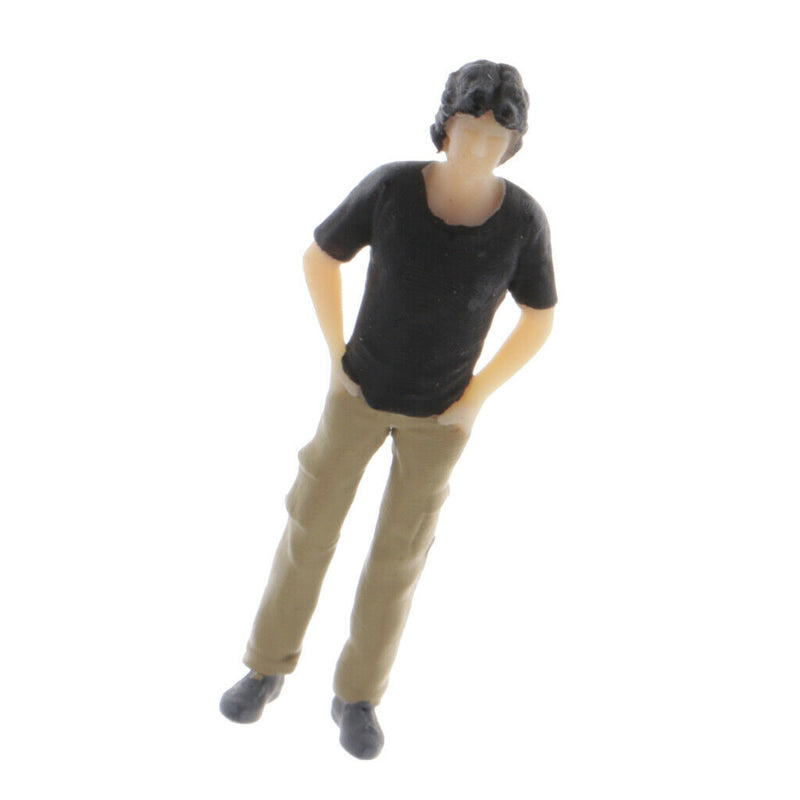 1:64 Figures Diorama Repair Factory Middle-aged Uncle Both hands in pocket