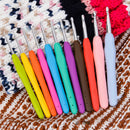 Soft Handle 12 PCS Set Crochet Hooks Needles Knit Yarn Weave Craft AluminumB Gw