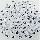 200pcs Lot Mini Acrylic Alphabet Letter Coin Round Beads- Q2Y4 Flat Loose S N4G8