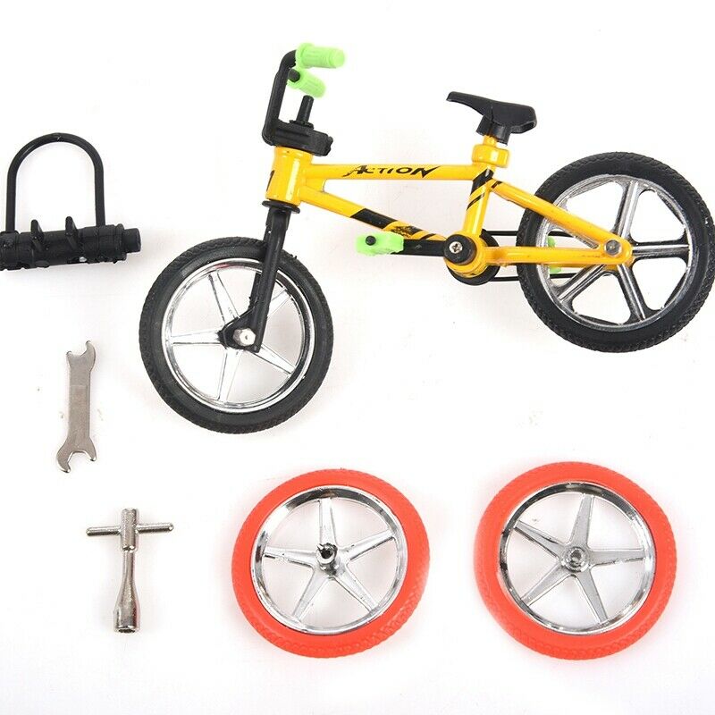 6 pcs Fuctional Finger Mountain Bike Bicycle Cycling Set Boys Novelty Game  G1G7