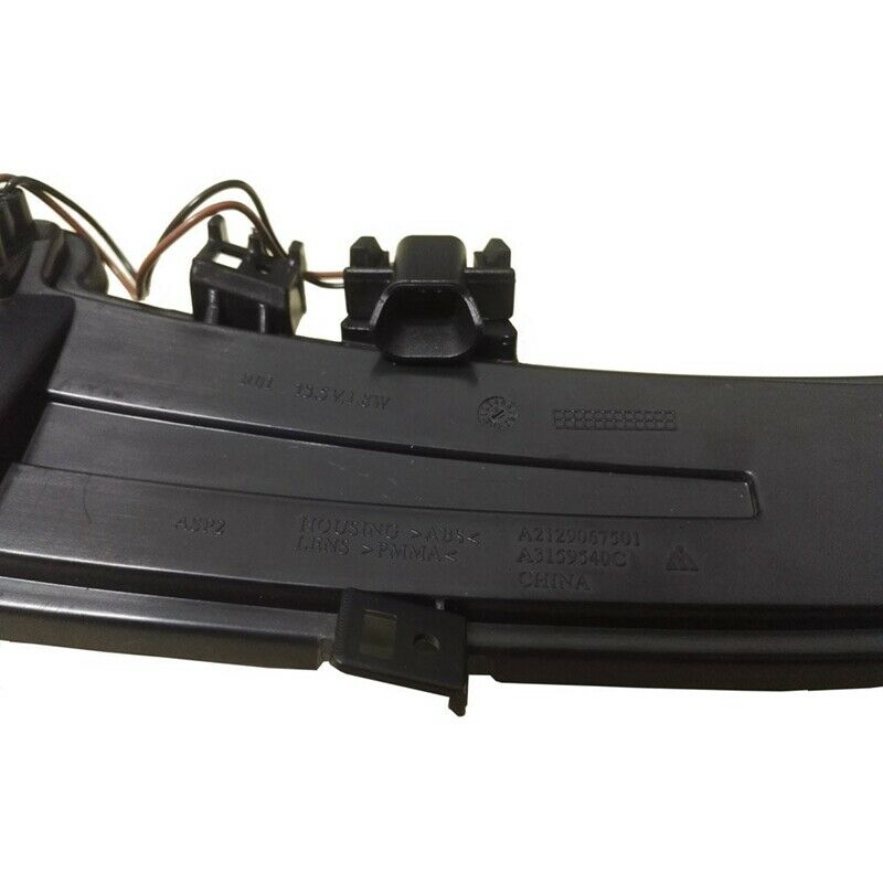 Pair For Mercedes W204 W212 W221 Led Side Mirror Marker Turn Signal Light L E2G3