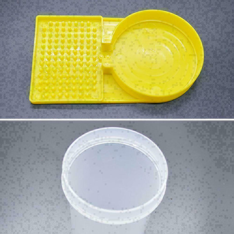 Multifunctional Bee Water Feeder Honeycomb Entrance Safe Tool Feeder O0P4 S N4U1