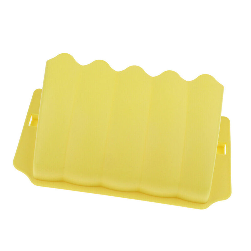 Plastic Hay Feeder/Rack -  for Rabbit/ChinChilla/Guinea Pig - Keeps Grass