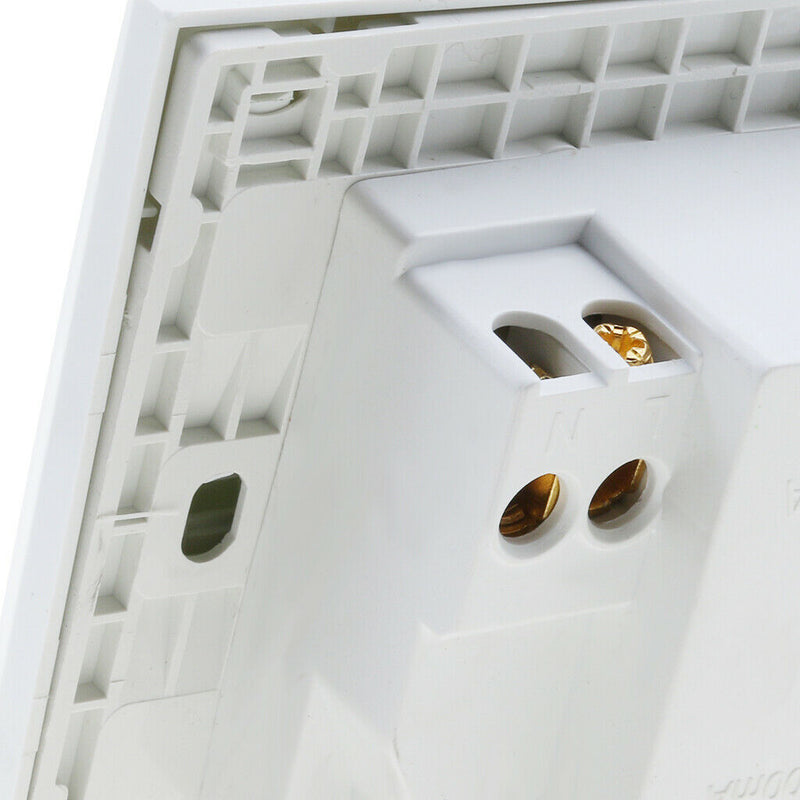 4 Ports USB Socket 10A Wall Socket Outlet Wall Charger Charger *
