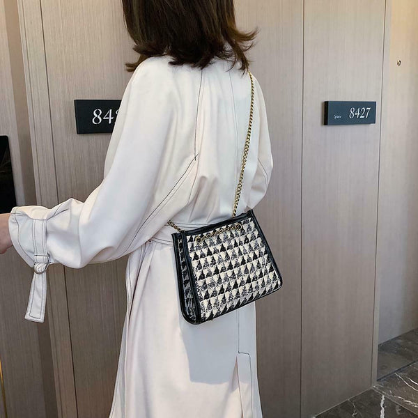 Au2pcs/set Women Woolen Shoulder Messenger Bag Chain Handbag Clutch (Black)