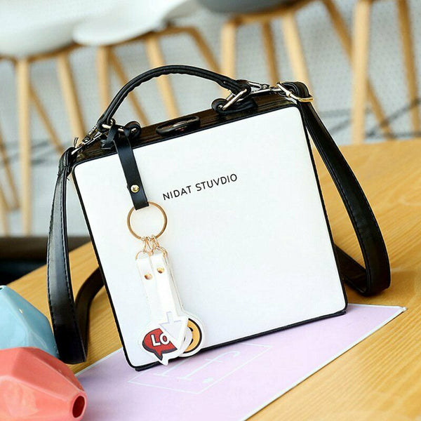 Black white new Small Bag female version of high quality PU fashion beautif O3P3