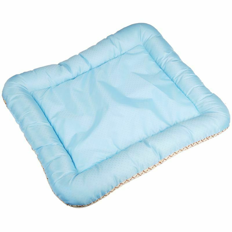 luxury Pet pad car dog pad anti-skid mattress Cat and dog special car mat .