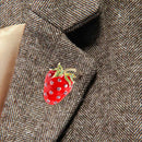 Cute Strawberry Corsage Banquet Decoration Women Scarf Brooch Pins Jewelry Gi 3C