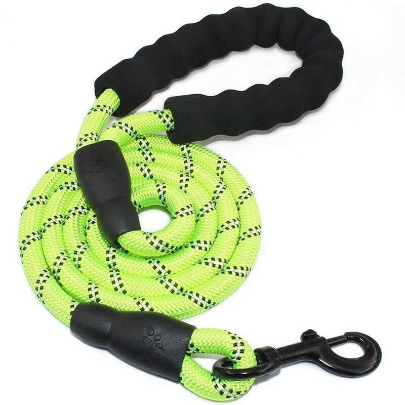 5 Ft Strong Dog Leash Comfortable Padded Handle Highly Reflective Threads M X7P5