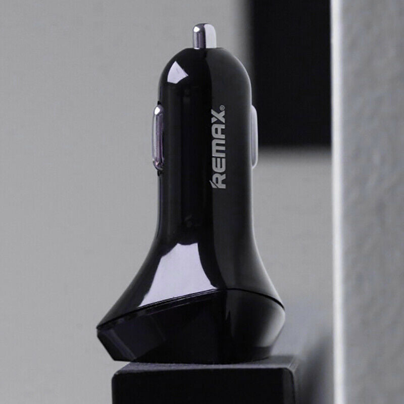 Remax Car 4.2A Mobile Phone Fast Charging 3 Usb Car Battery Tablet Adapter UN7C6