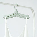 Portable Travel Foldable Plastic Clothes Holder Racks Folding Clothes Hange K4I2