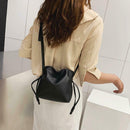 Solid Color Shoulder Handbags Women Leather Drawstring Satchel Bags (Black)