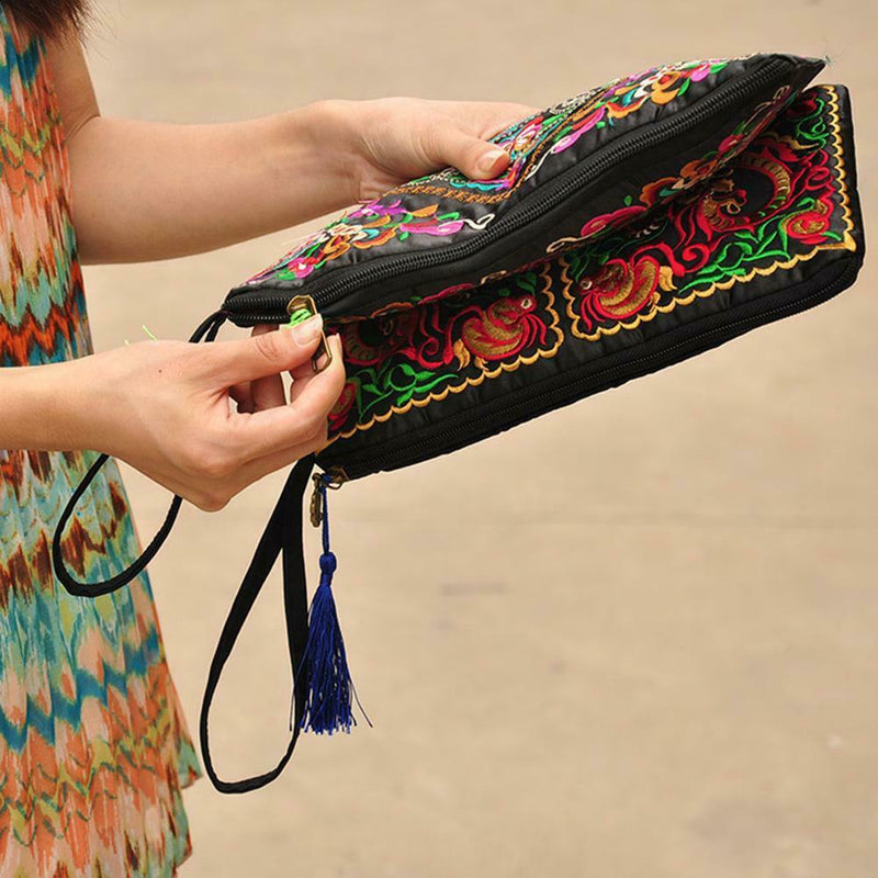 Embroidery Women Clutch Bag Ethnic Style Tassel Handbag Purse (Galsang)