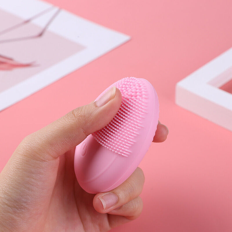 Electric Face Cleaing Brush Silicone Deep Washing Massager Cleaner (Pink)