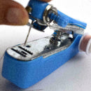 1pc Mini Portable Needlework Cordless Hand-Held Clothes Fabrics Sewing Mach V8J1