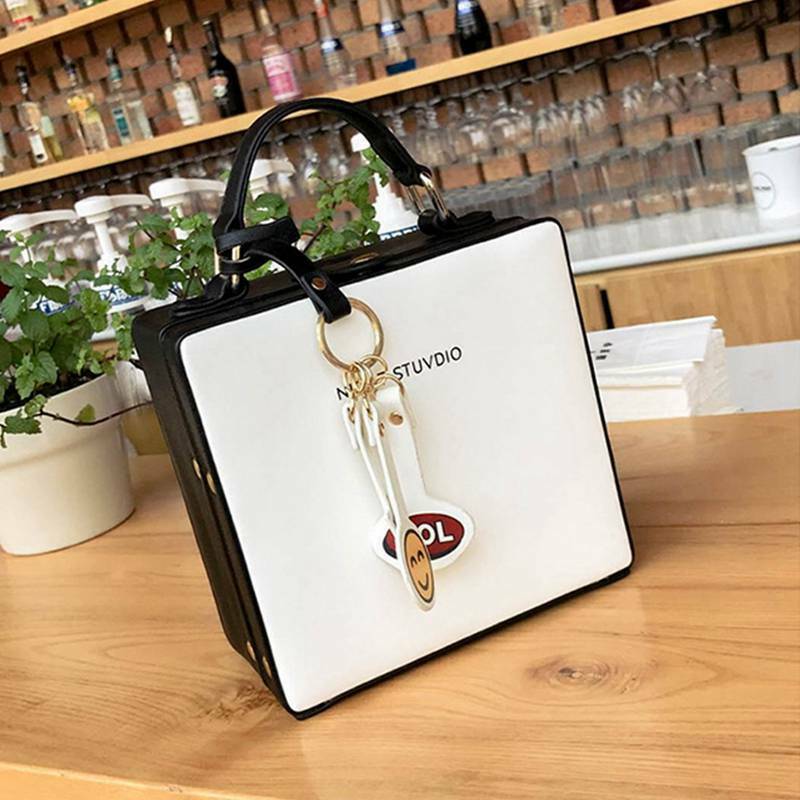 Black white new Small Bag female version of high quality PU fashion beautif O3P3