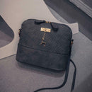 Women Fashion Crossbody Bag PU Plaid Deer Pendant Shoulder Bag(Black)