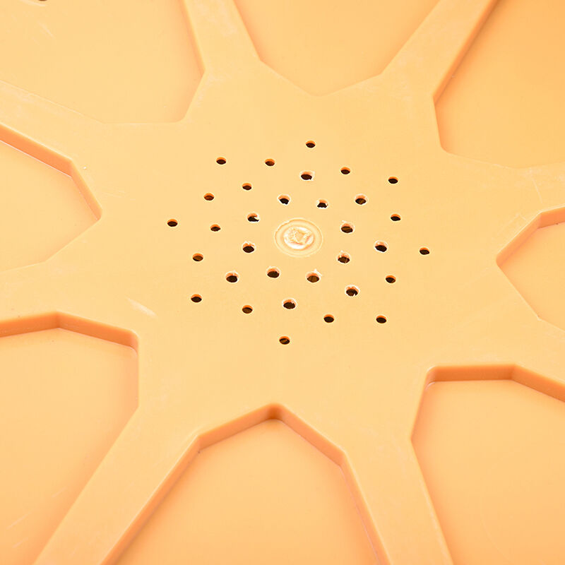 1 X Beekeeping beehive 8 WAY BEE ESCAPES Yellow