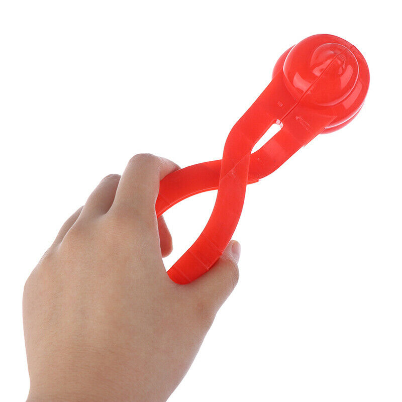 Cartoon Lovely Feces Shaped Snowball Maker Clip Children Snow Mold Tool  BX