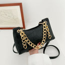 Women Stone Leather Shoulder Bags Elegant Chain Messenger Handbags (Black)