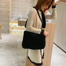 Women Plush Messenger Bag Big Capacity Fluffy Shoulder Handbags (Black)