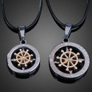Pair of Couple Compass Pendant Necklace Boy Girl Fashion Jewelry