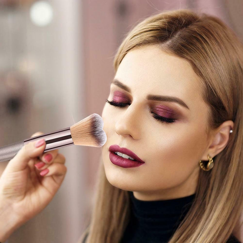 Pro Wood Handle Makeup Brush Powder Face Cosmetic Beauty Pen (Heart Brush)