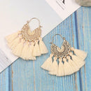 Boho Tassel Dangle Earrings Women Ethnic Fringe Ear Drop Jewelry (Beige)