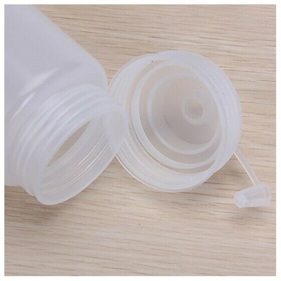 1 x Medium-Sized Plastic Sauce Squeezer Bottle Dispenser - 16oz J9K5