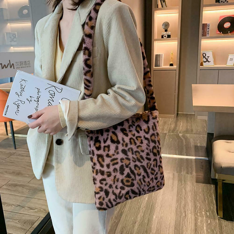 Leopard Crossbody Handbag Women Plush Retro Shoulder Messenger Bag (Pink)