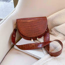 Retro Crossbody Handbag Women Semicircle Leather Shoulder Bag (Light Brown)