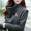 Fashion Brooch Rhinestone Bells Snowman Badges Jacket Xmas Gift (Style 5)