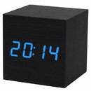 Alarm clock / digital clock Wooden table with a USB port, works with AAA ba