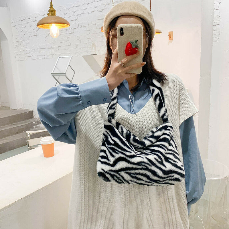 Animal Pattern Shoulder Underarm Bag Women Plush Top-handle Handbag (7)
