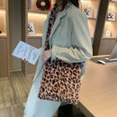 Leopard Crossbody Handbag Women Plush Retro Shoulder Messenger Bag (Pink)