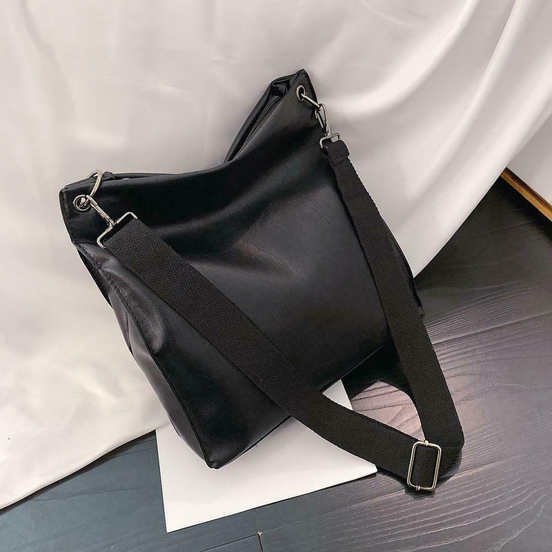 Large Capacity Messenger Bag Women Leather Classic Shoulder Handbag Retro Purse