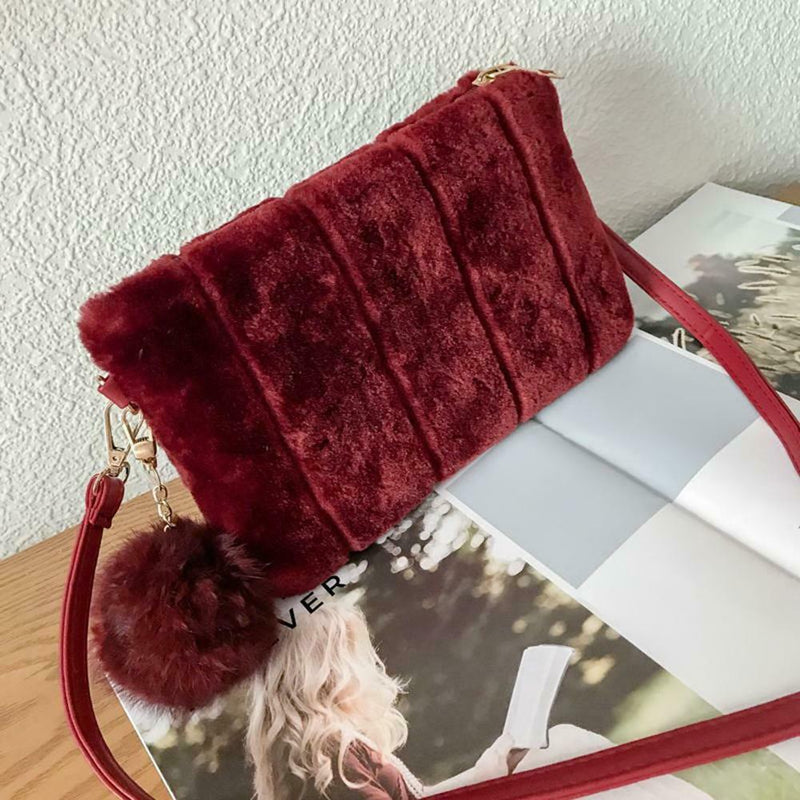 Women Clutch Fur Plush Bag Casual Handbag Winter Crossbody Bag(Wine Red)