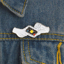 Planet Space Photographing Gesture Brooch Pin Badges Lapel Pin Jewelry Gift JR
