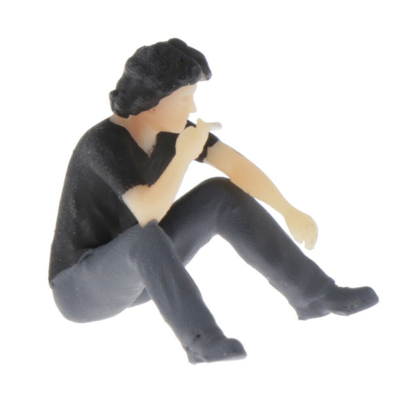 1:64 Figures Diorama Repair Factory Middle-aged Uncle Sitting and smoking