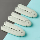 Portable Travel Foldable Plastic Clothes Holder Racks Folding Clothes Hange Z6Z8