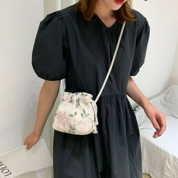 Straw Woven Bag Women Lace Embroidery Drawstring Shoulder Pouch (White)
