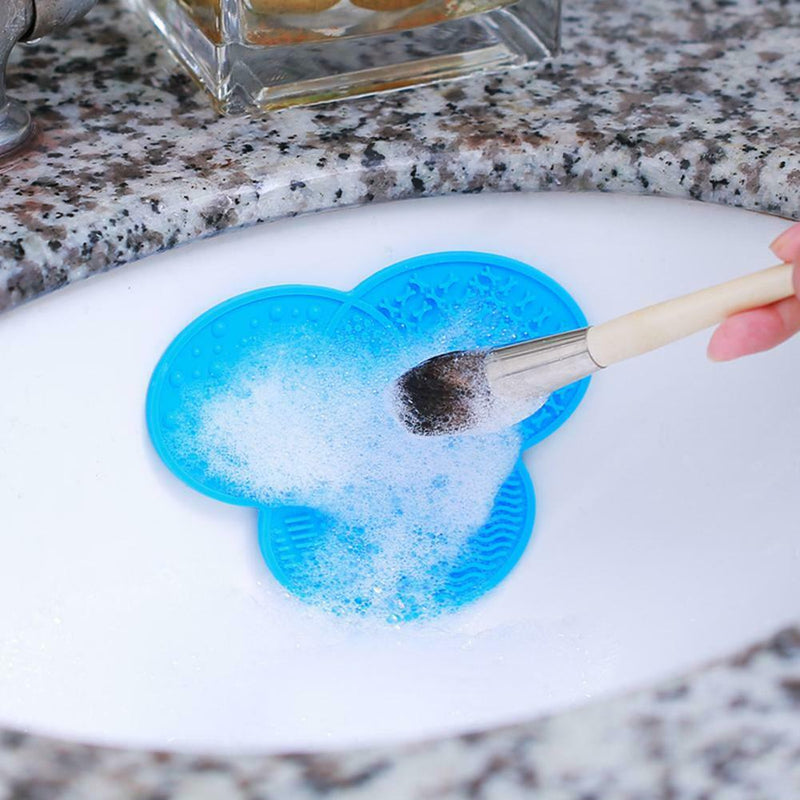 Silicone Makeup Brush Cleaner Pad Cosmetic Pen Washing Scrubber Mat (Blue)