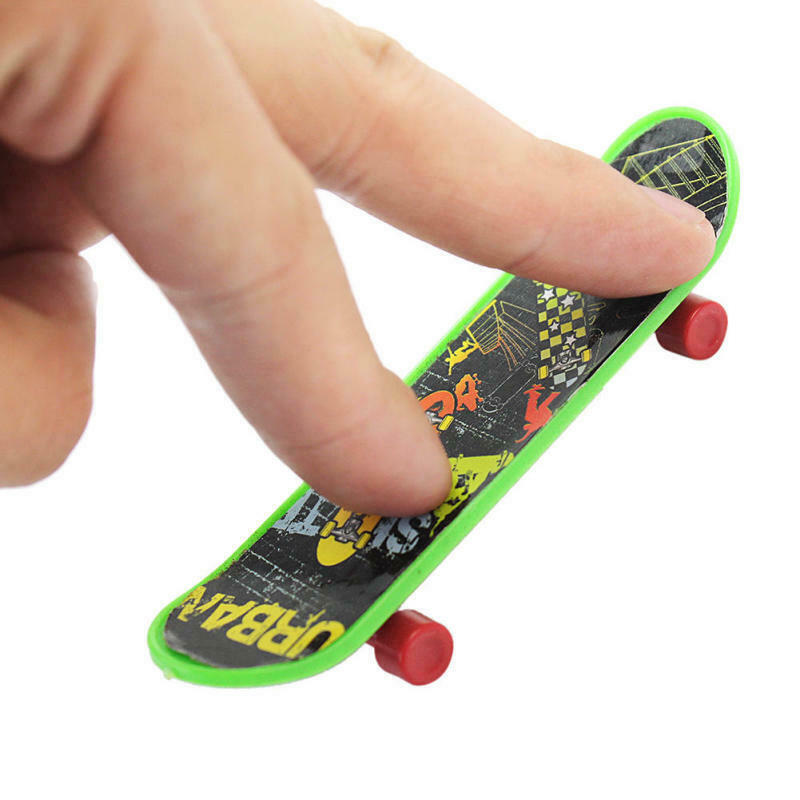 4 Pcs New Finger Skate Boarding Playing Fingerboard For Boys Girls Childr AZW