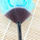 Professional Blending Highlighter Contour Face  Fan Brush Makeup Tools 3c
