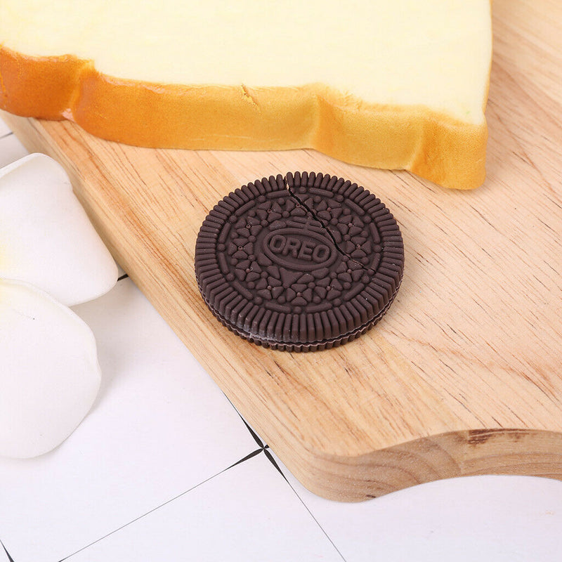 Magic Street Trick Close-Up Cookie OREO Biscuit Bitten And Restored Gimmick New