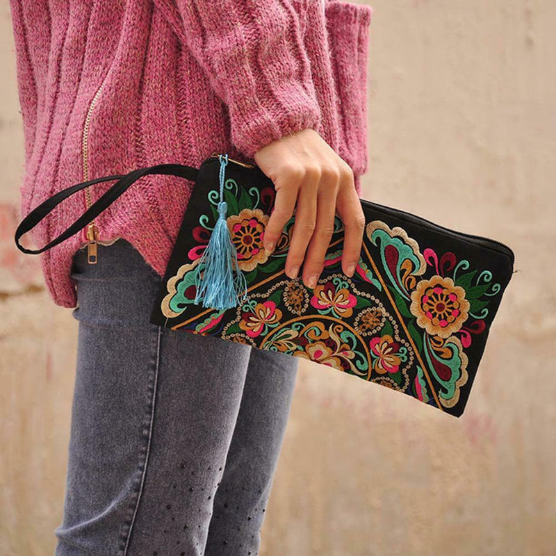 Embroidery Women Clutch Bag Ethnic Style Tassel Handbag Purse (Galsang)