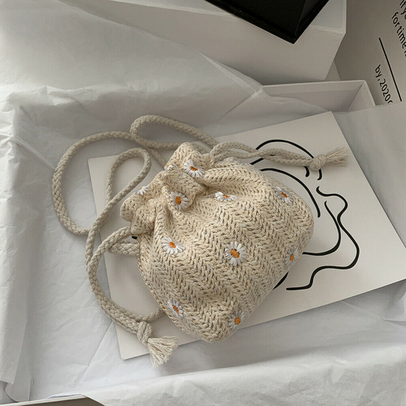 Women Woven Shoulder Handbag Drawstring Daisy Beach Crossbody Pouch (White) A