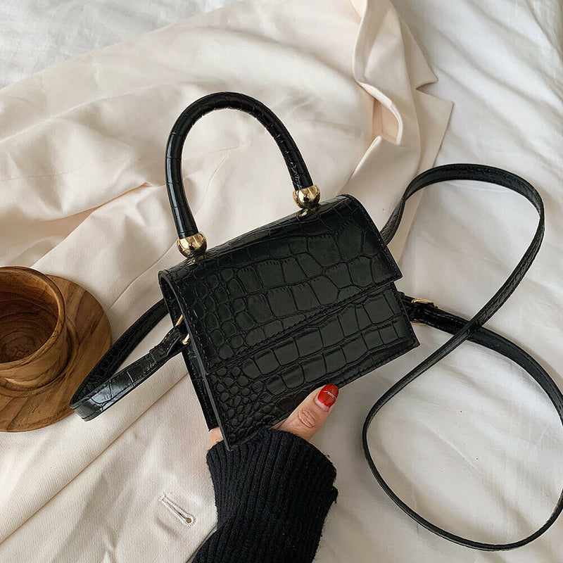 Alligator Pattern Leather Crossbody Handbag Women  Shoulder Totes (Black)