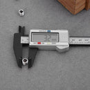 Plastic Electronic Digital Caliper 0-150mm Digital Vernier Caliper Gauge